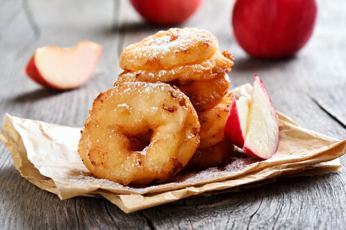 Recipe: Apple rings in a crispy cheese batter
