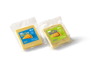 The image displays two packages of organic frying and grilling cheese in different flavours.