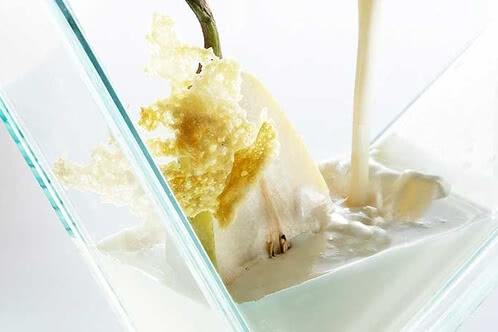 Recipe: Pear Espuma with Cheddar Crisps